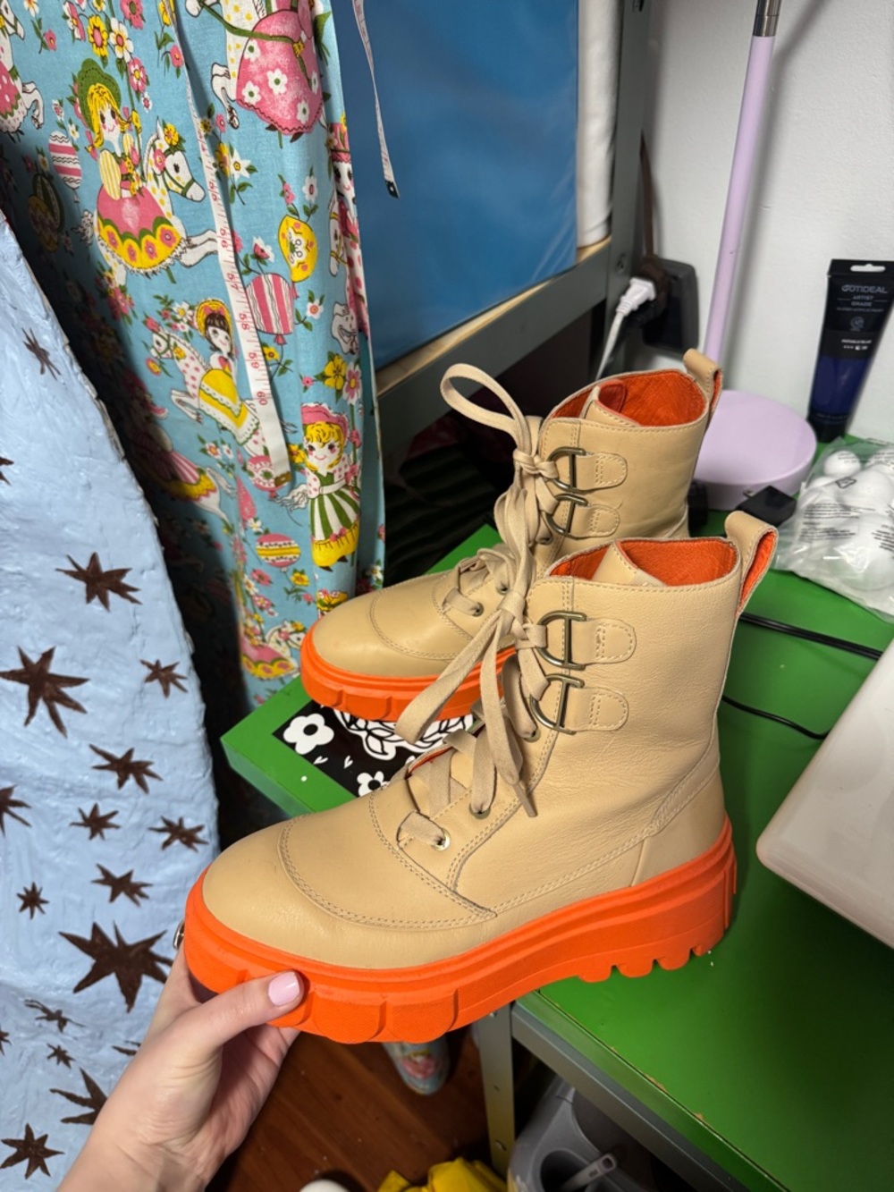 Sorel Beige and Orange Lace-Up Platform Boots lightly worn